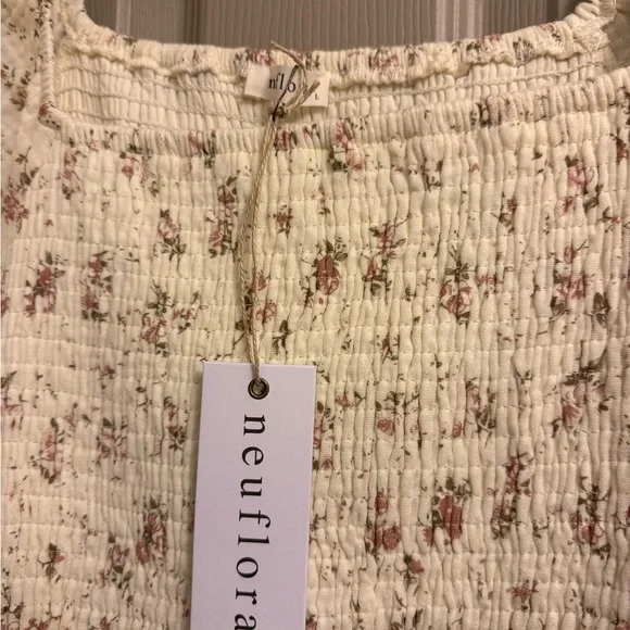 Neuflora Loveland - Cream Floral - Picture 2 of 3